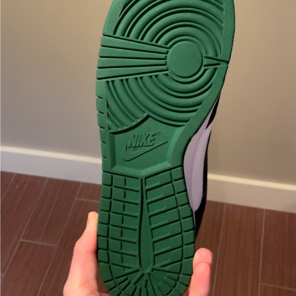 Michigan state low dunk - Picture 4 of 9